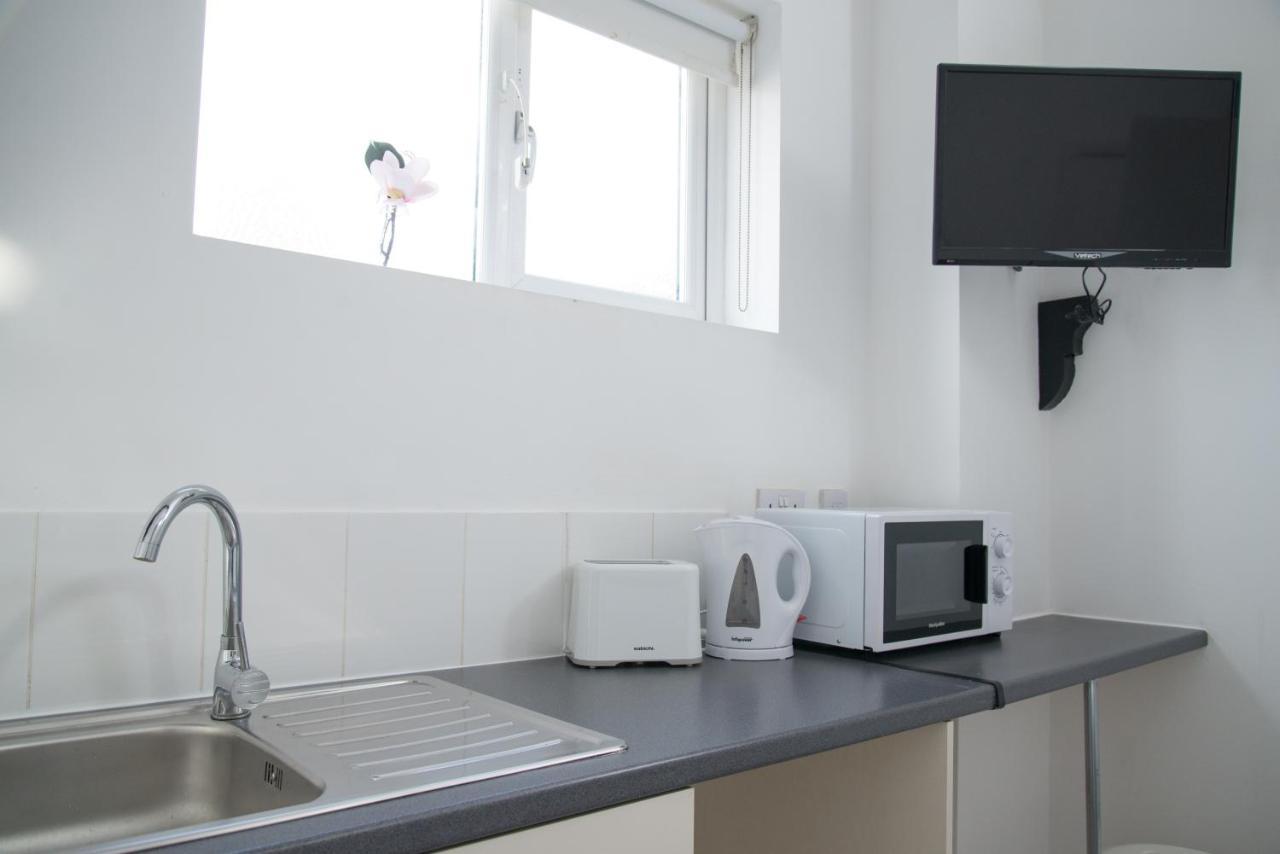 Tlk Apartments & Hotel - Beckenham Luaran gambar